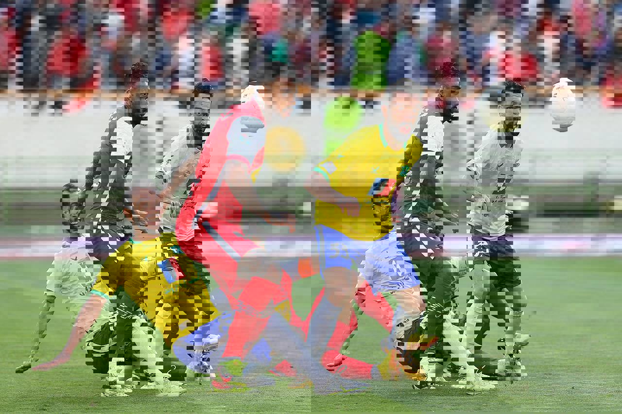 1740565