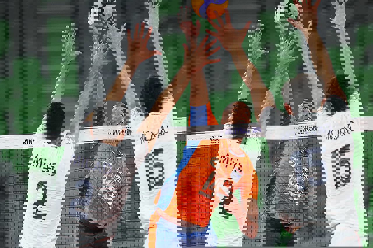 1740825