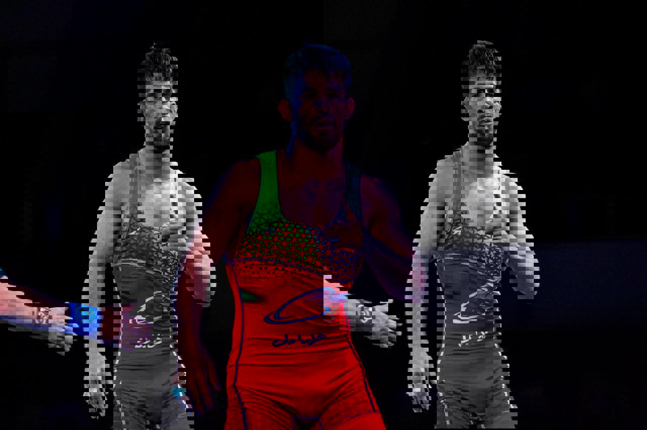 1740968