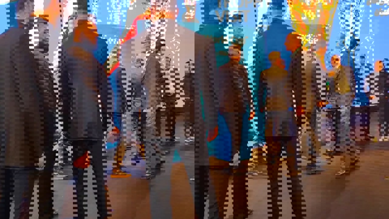 1741223