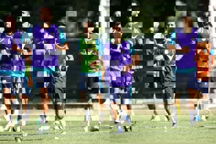 مرخصی ساپینتو به بوشهری‌های استقلال