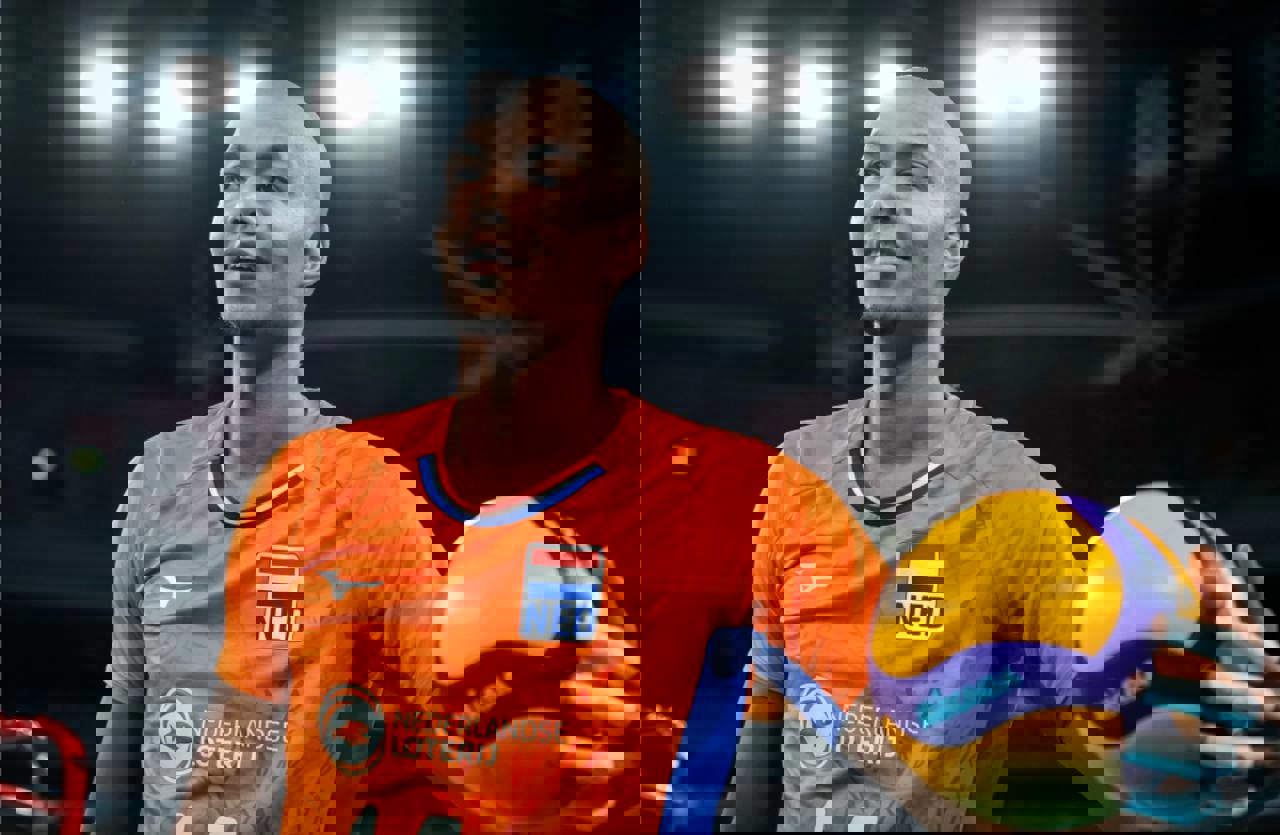1742246