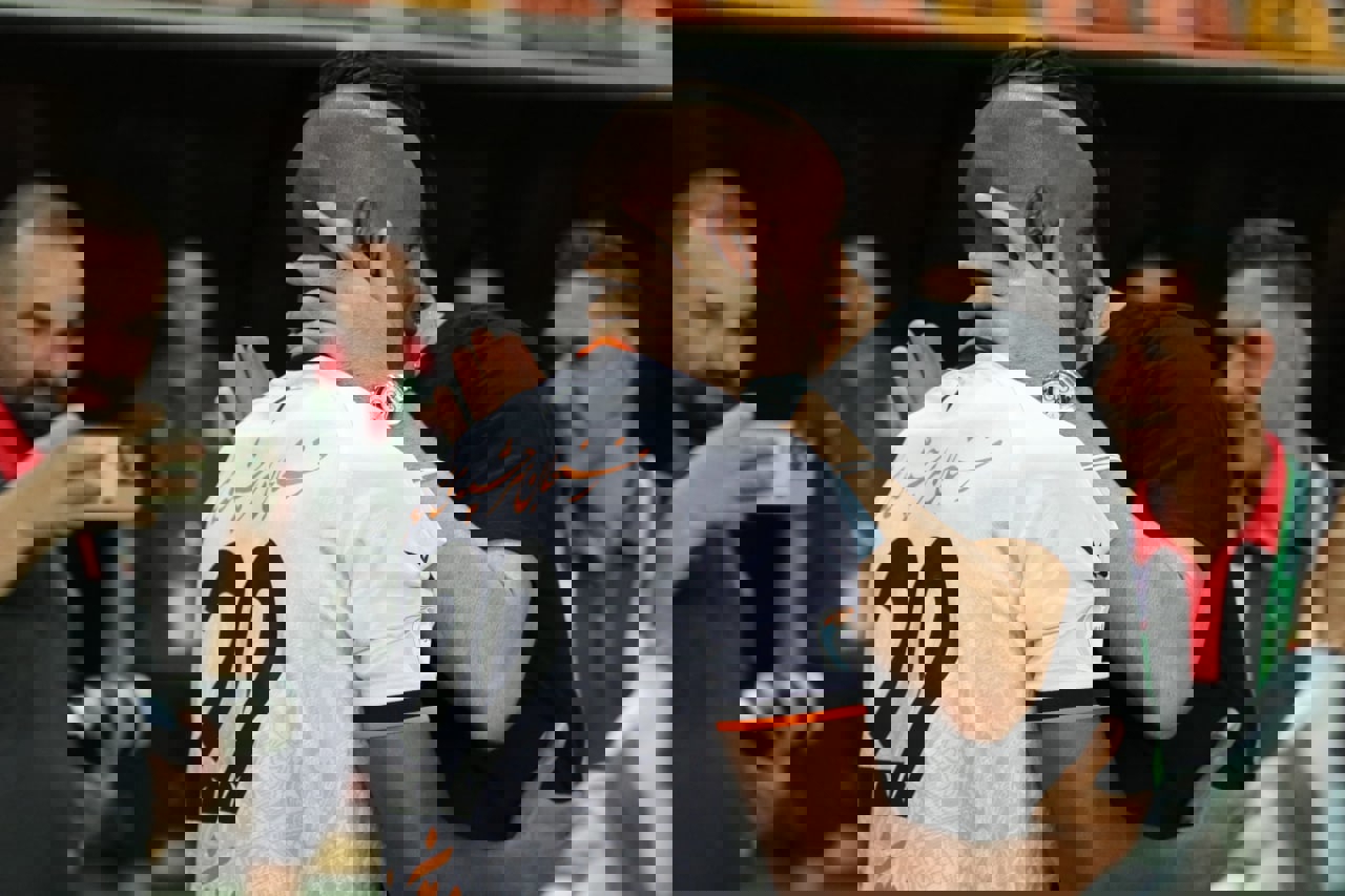 1742399