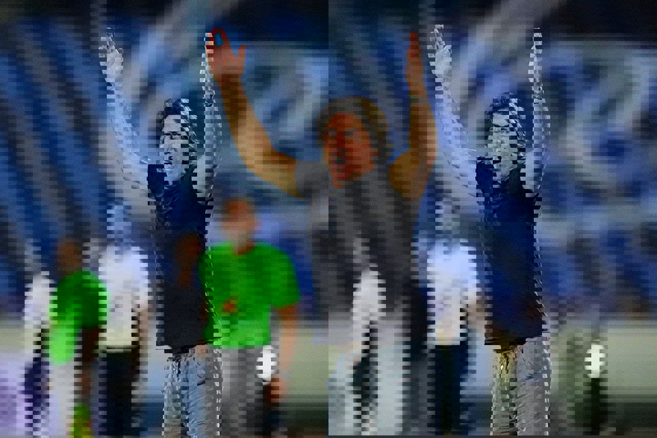 1742811