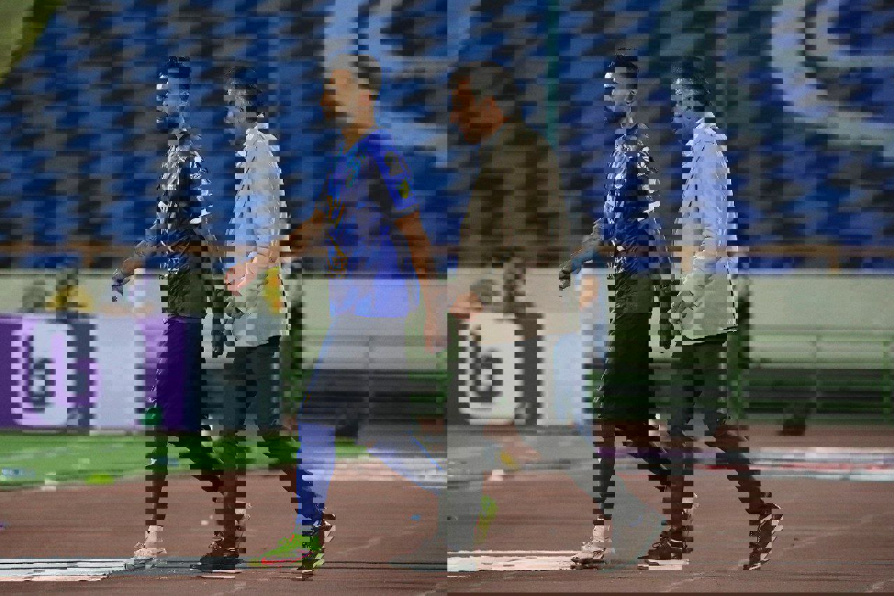 1742853