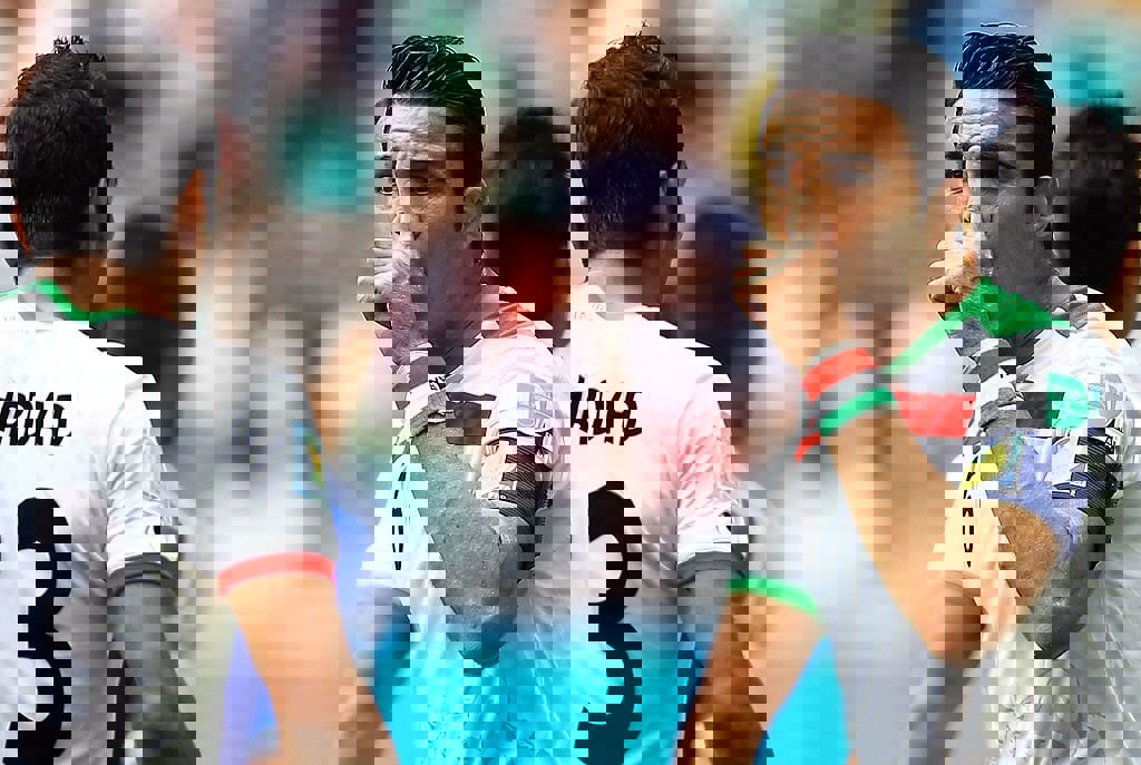 1742799