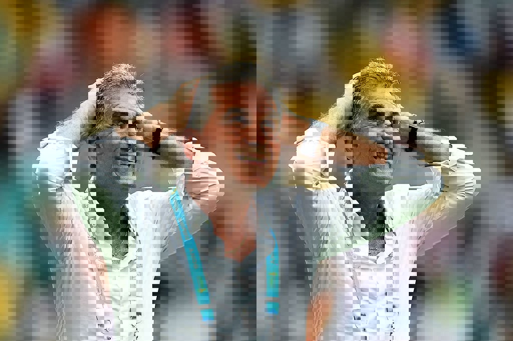 1742921