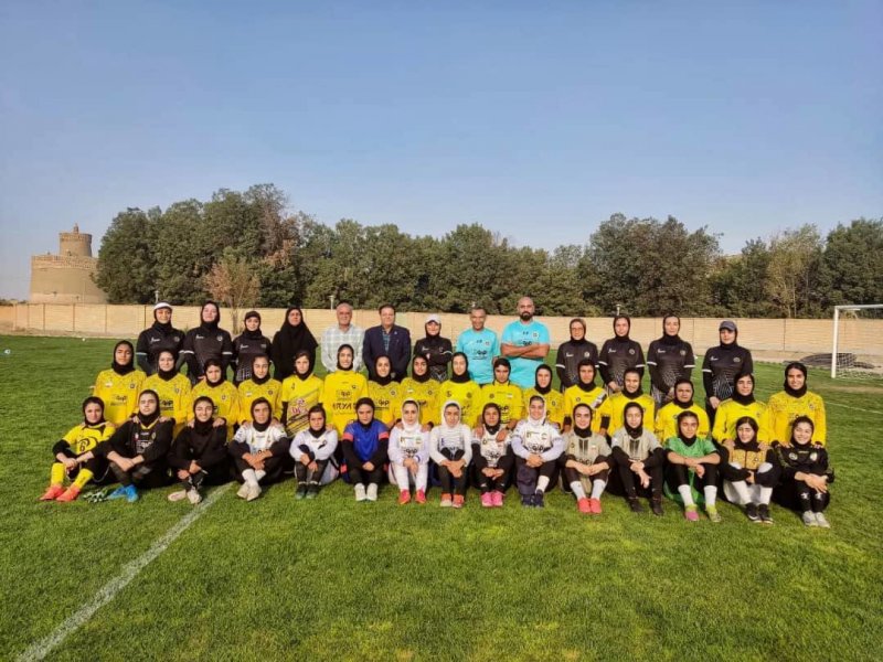 حضور ساکت و مورایس در تمرین زنان سپاهان