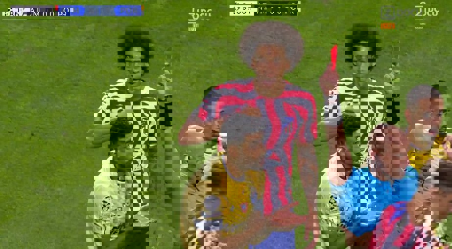 1743098