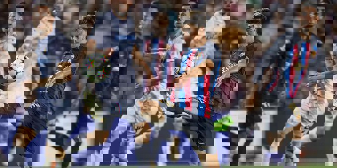 1743218