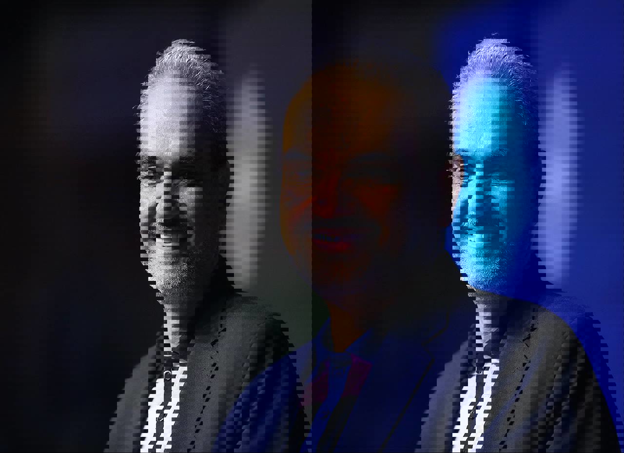1743280