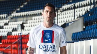 مسی با پیراهن سفید؛ رونمایی از کیت سوم PSG (عکس)
