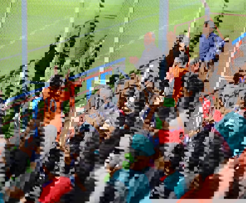 1743492