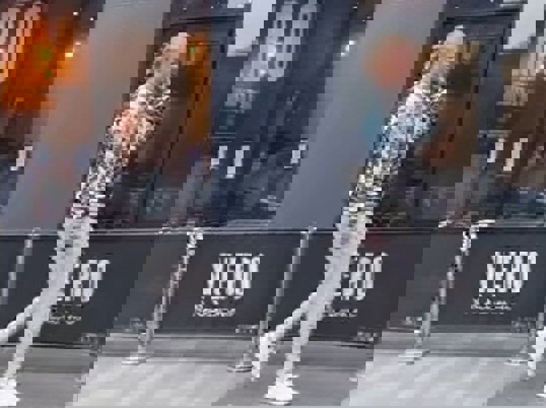 1743515