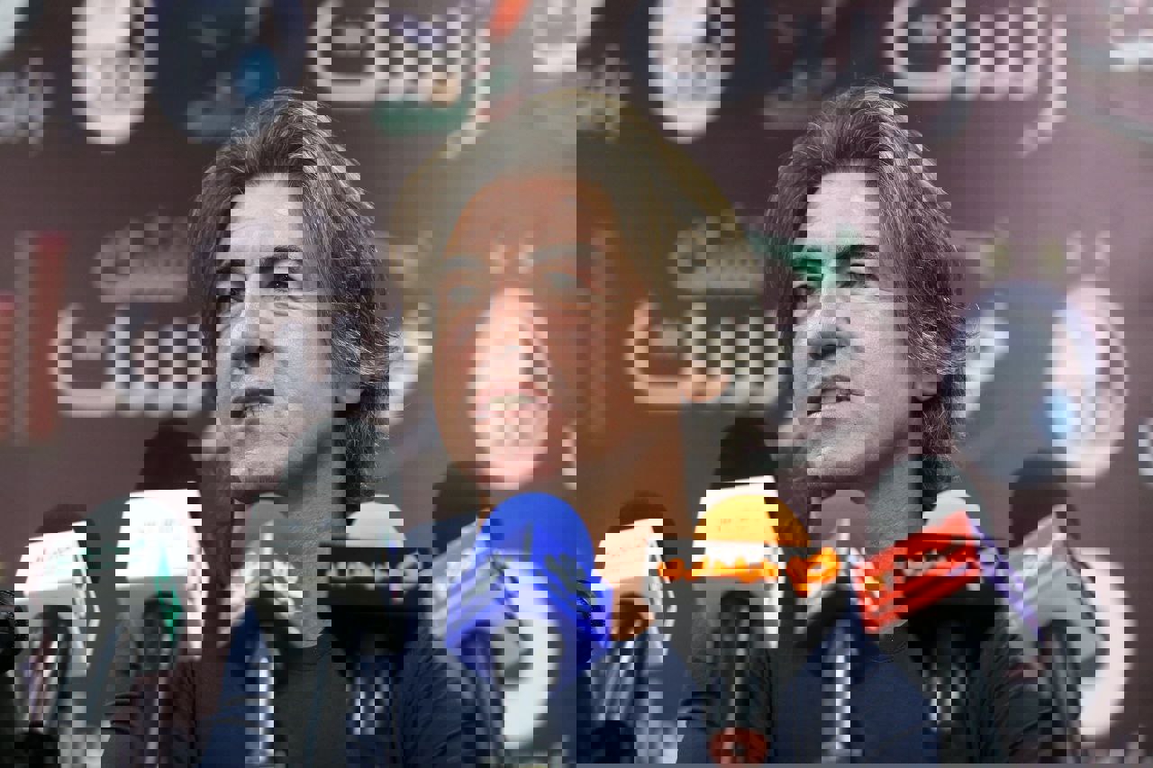 1743517