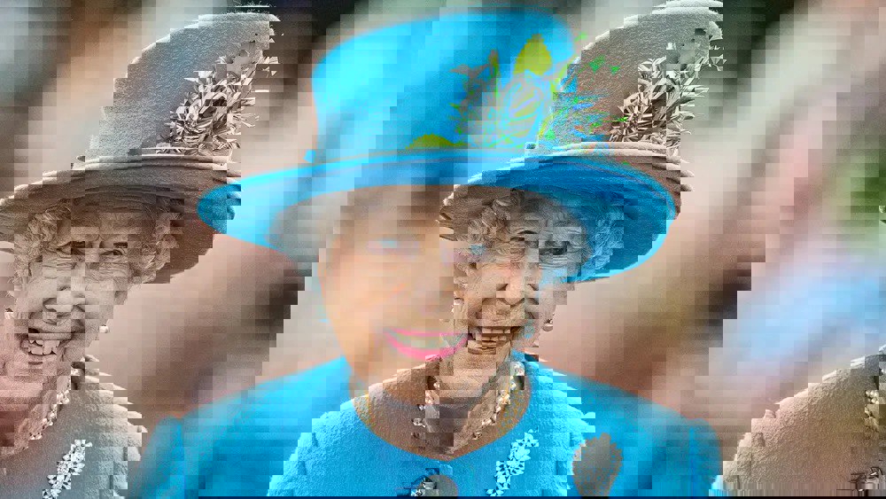 1743626