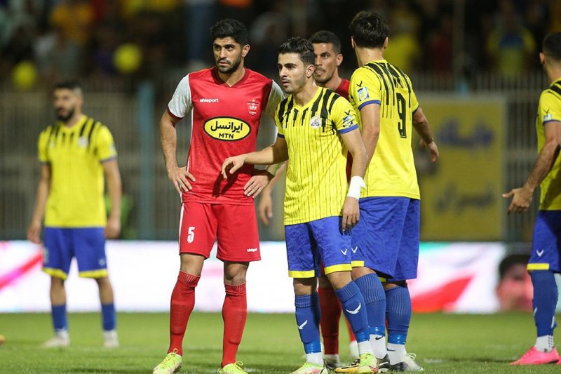 دانیال در نقش مهندس بردهای پرسپوليس