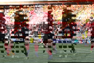 اسدی پاداش عملکردش را از کی‌روش گرفت / مرد وقت‌های اضافه به تیم ملی رسید