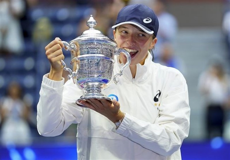 قهرمانی اِشویانتک در تنیس آزاد آمریکا در بخش زنان