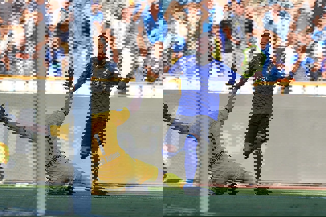1744385