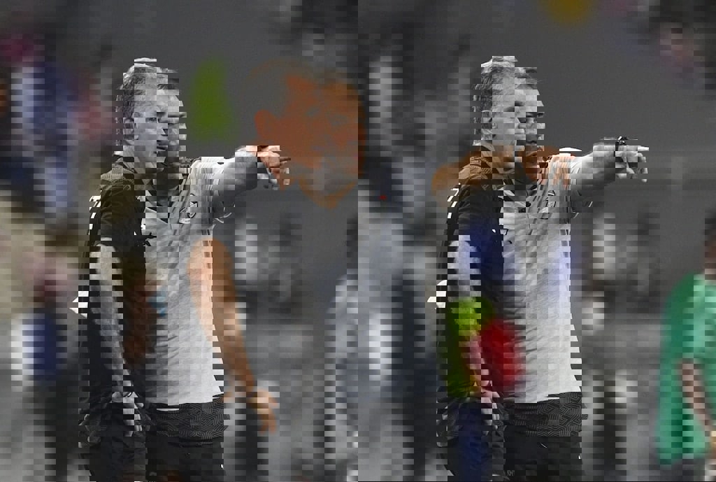1744525