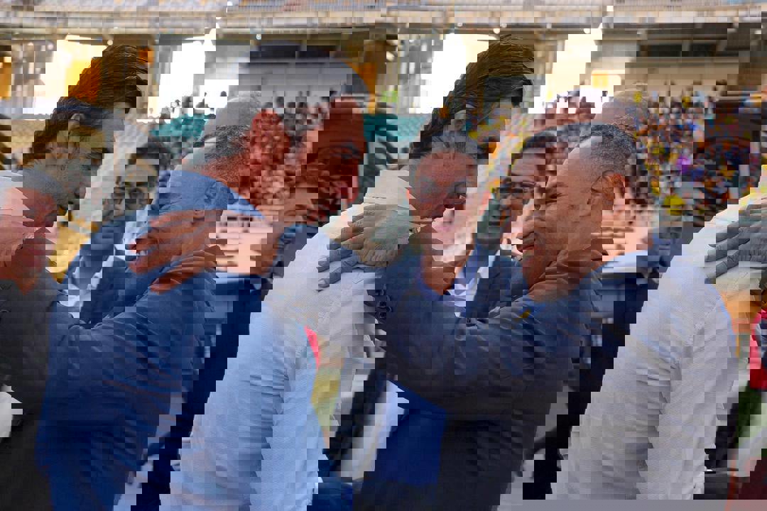 1744551