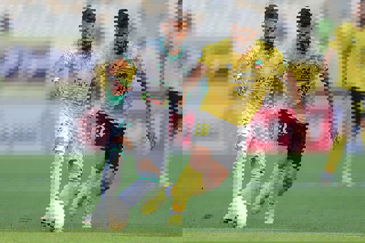1744731