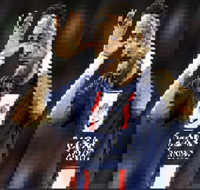 1745534