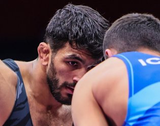 What happened that Taylor defeated Yazdani? 