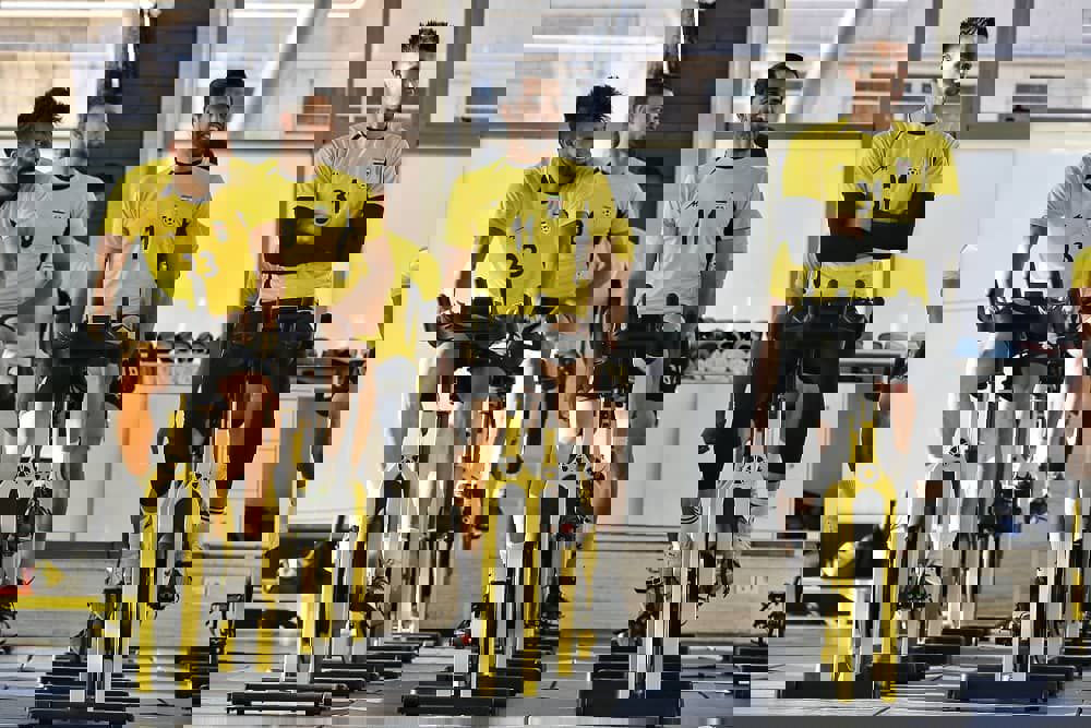 1746008