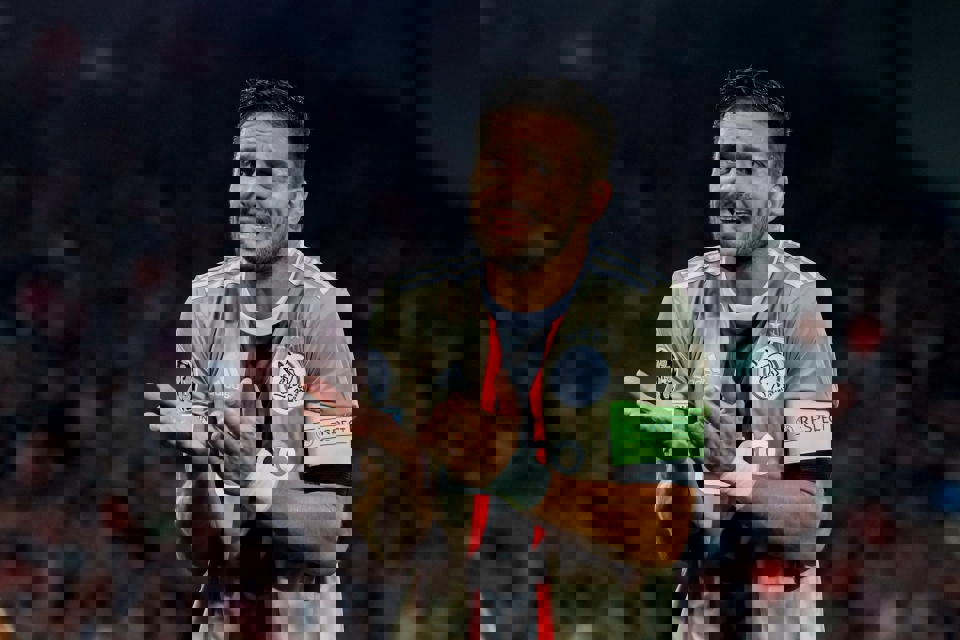 1745966