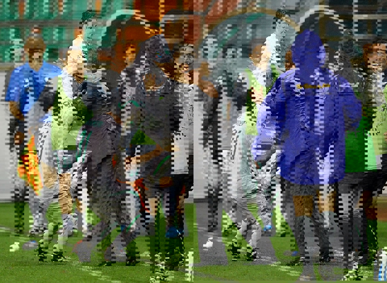 1746305