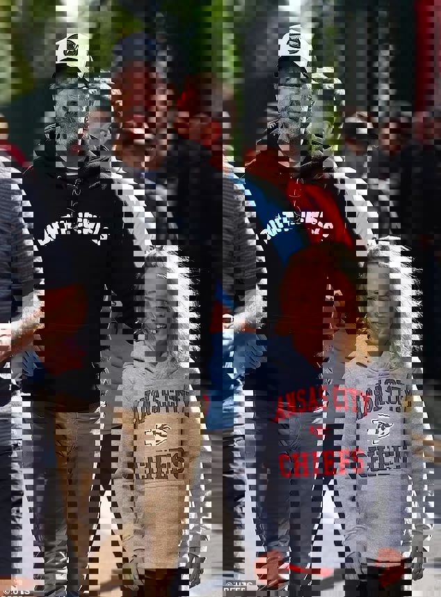 1746330