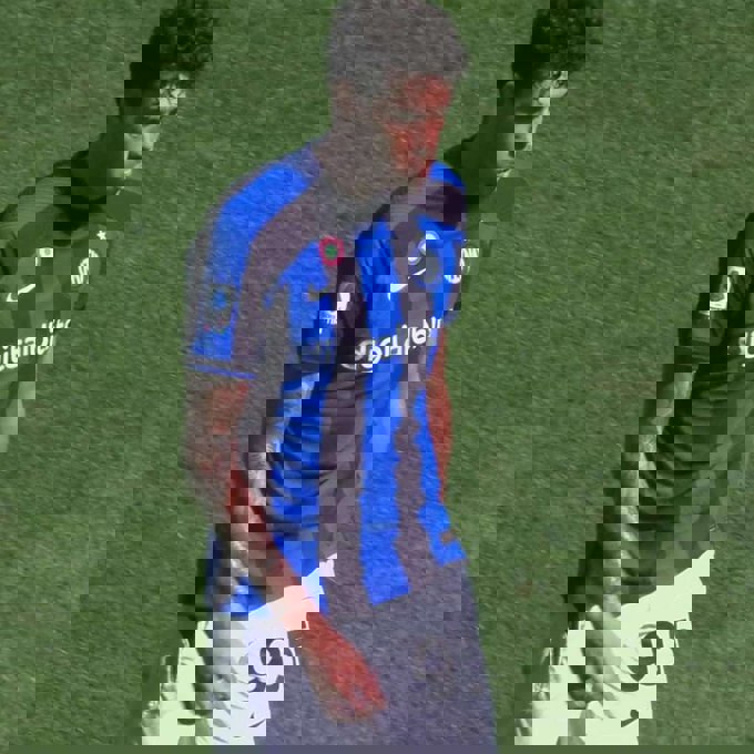 1746372