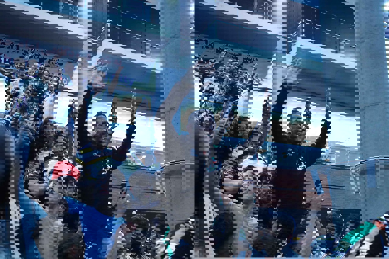 1746925