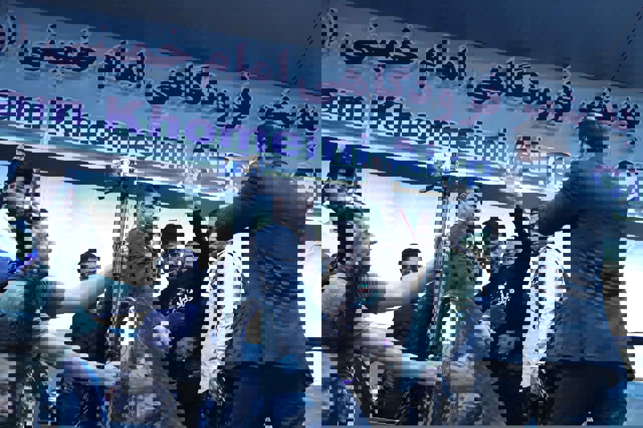 1746927