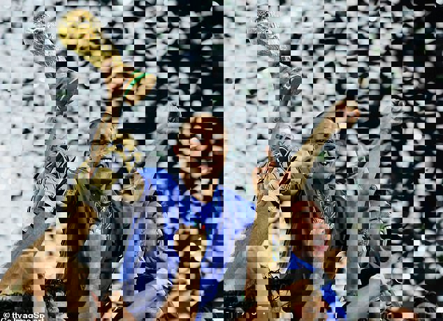 1747009