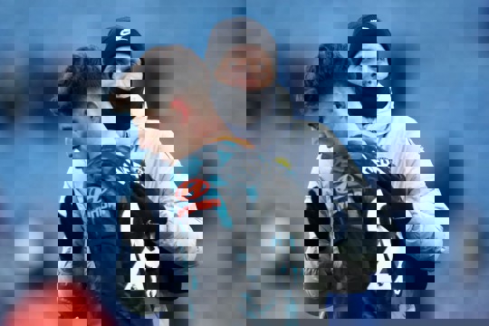1747364