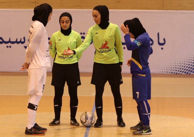 پیروزی پرگل مشهد برابر پارس آرا