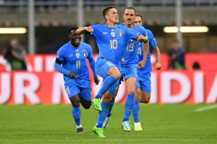 ایتالیا 1-0 انگلیس: سه شیرها در دسته دوم اروپا!