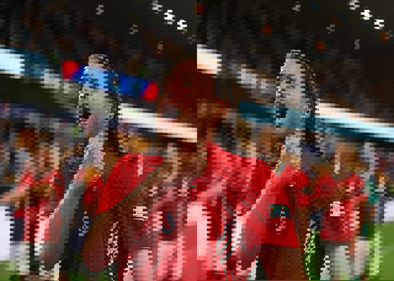 1747725