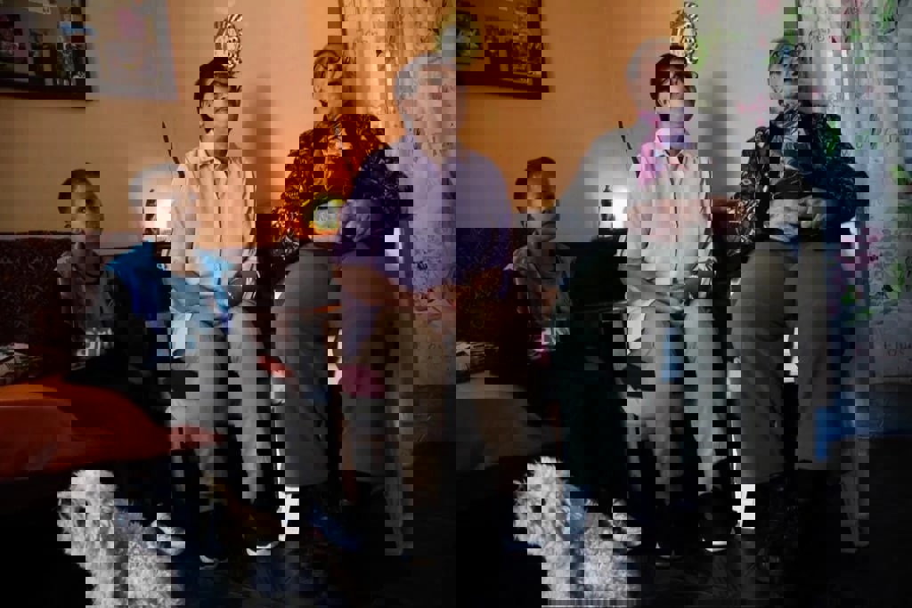 1747776