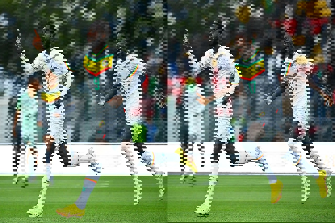 1747800