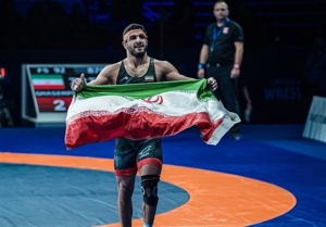قاسمپور: دستی که دستم را گرفت فراموش نمیکنم