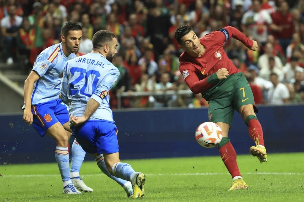 حذف رونالدو و یاران / پرتغال 0-1 اسپانیا؛ موراتا رونالدوی لاروخا بود 3