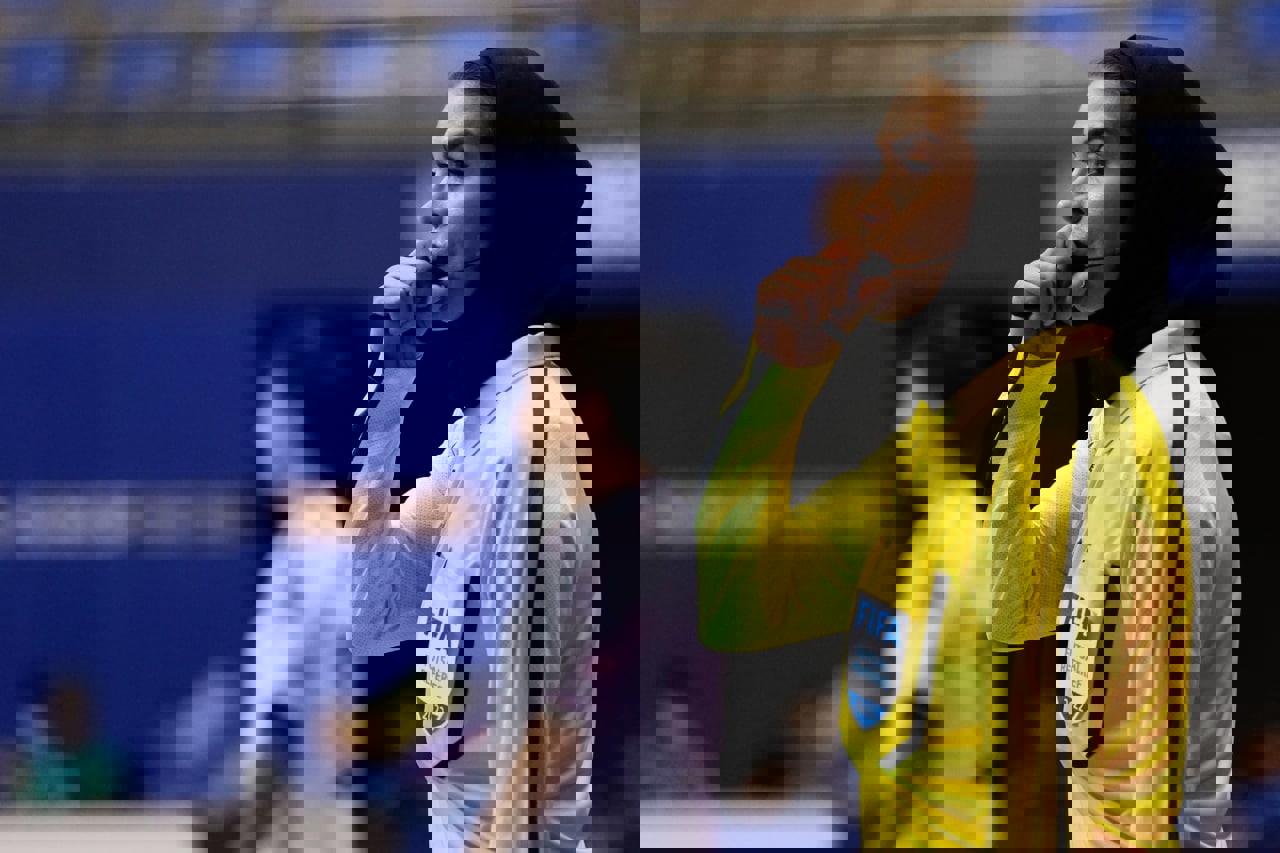 1749013