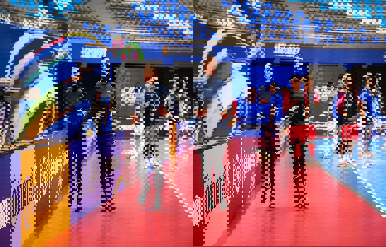 1749015