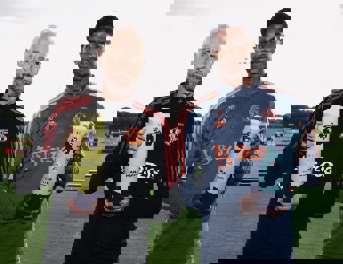 1749051