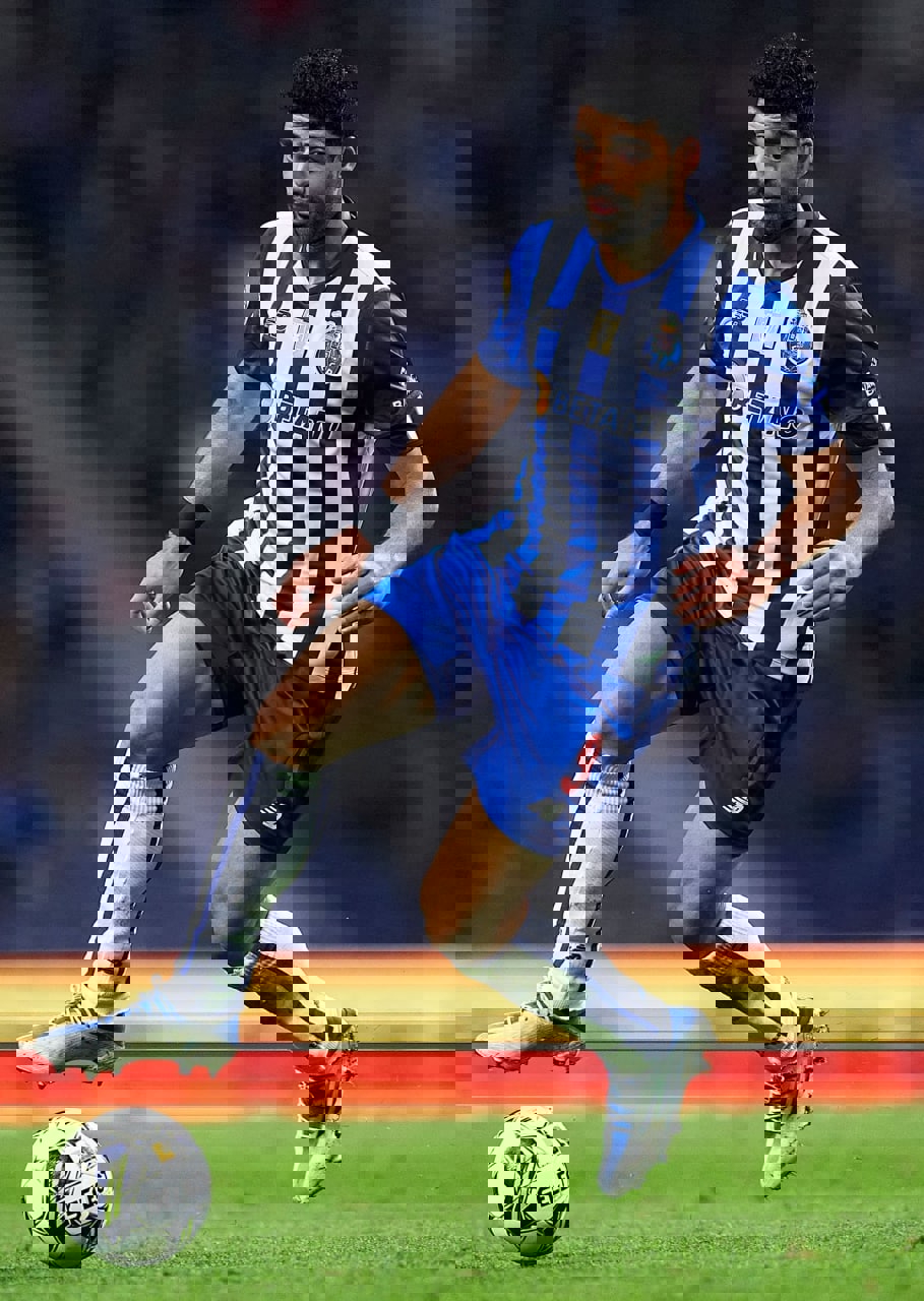 1749102