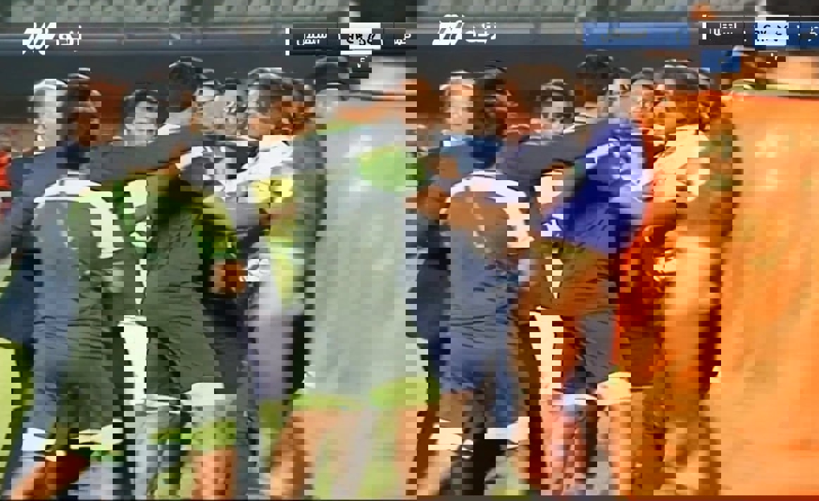 1749267